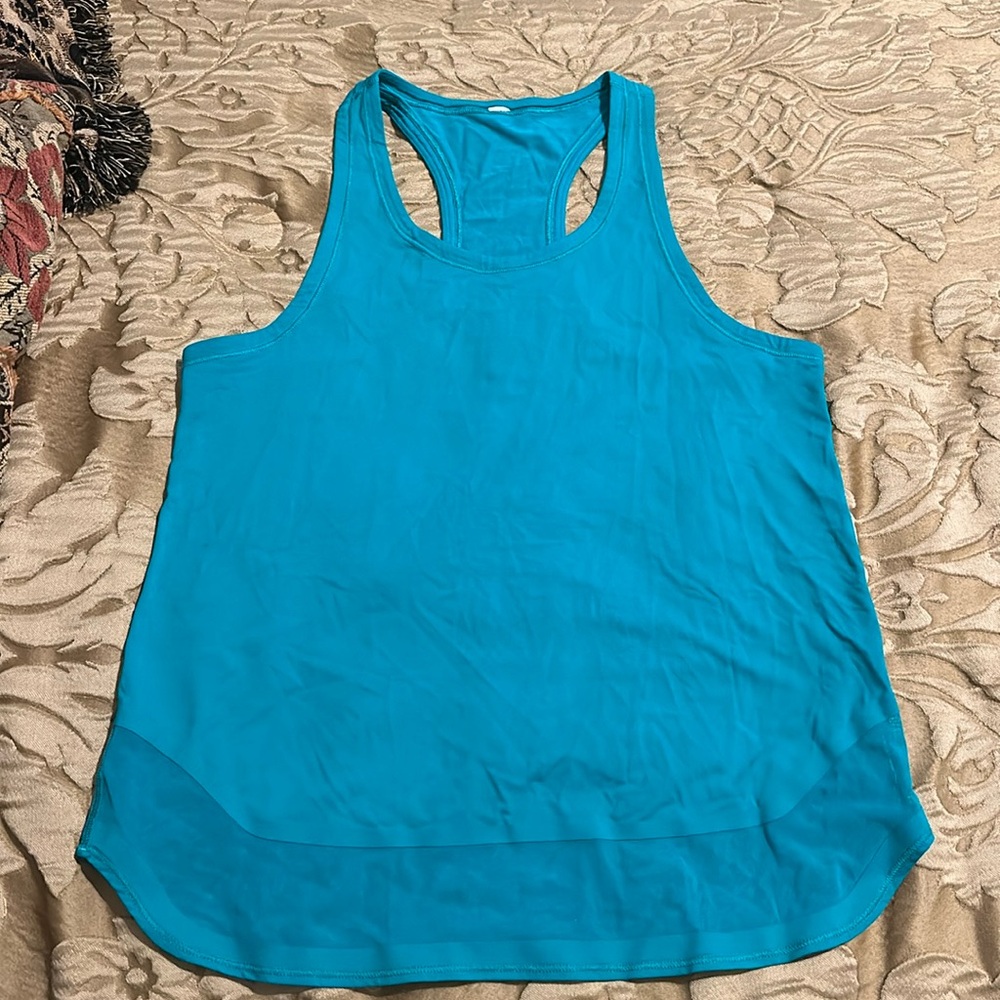 Lululemon top